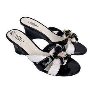 Seychelles Boca Wedge Heel Sandal Flower  Patent Finish Black White 8.5M